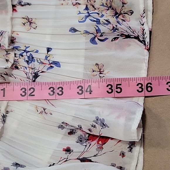 Storets White and Red Midi Dress with Ruffle Details - Picture 11 of 14